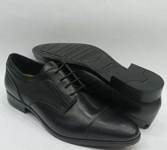 Cole Haan Men's Premium Black Leather Dress Shoe.